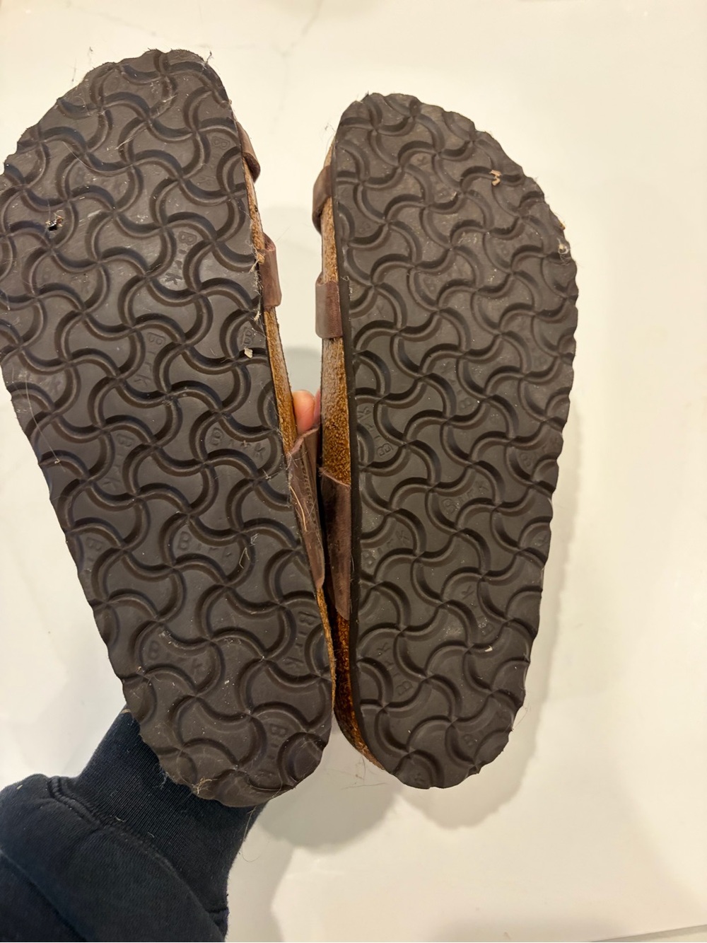 NWOT Birkenstock Brown Leather Two-Strap Cross Sandals - Picture 3 of 3